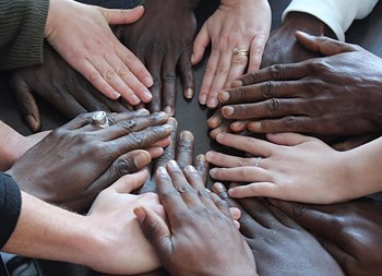 Quando la solidarietà non ha colore, ma ha calore